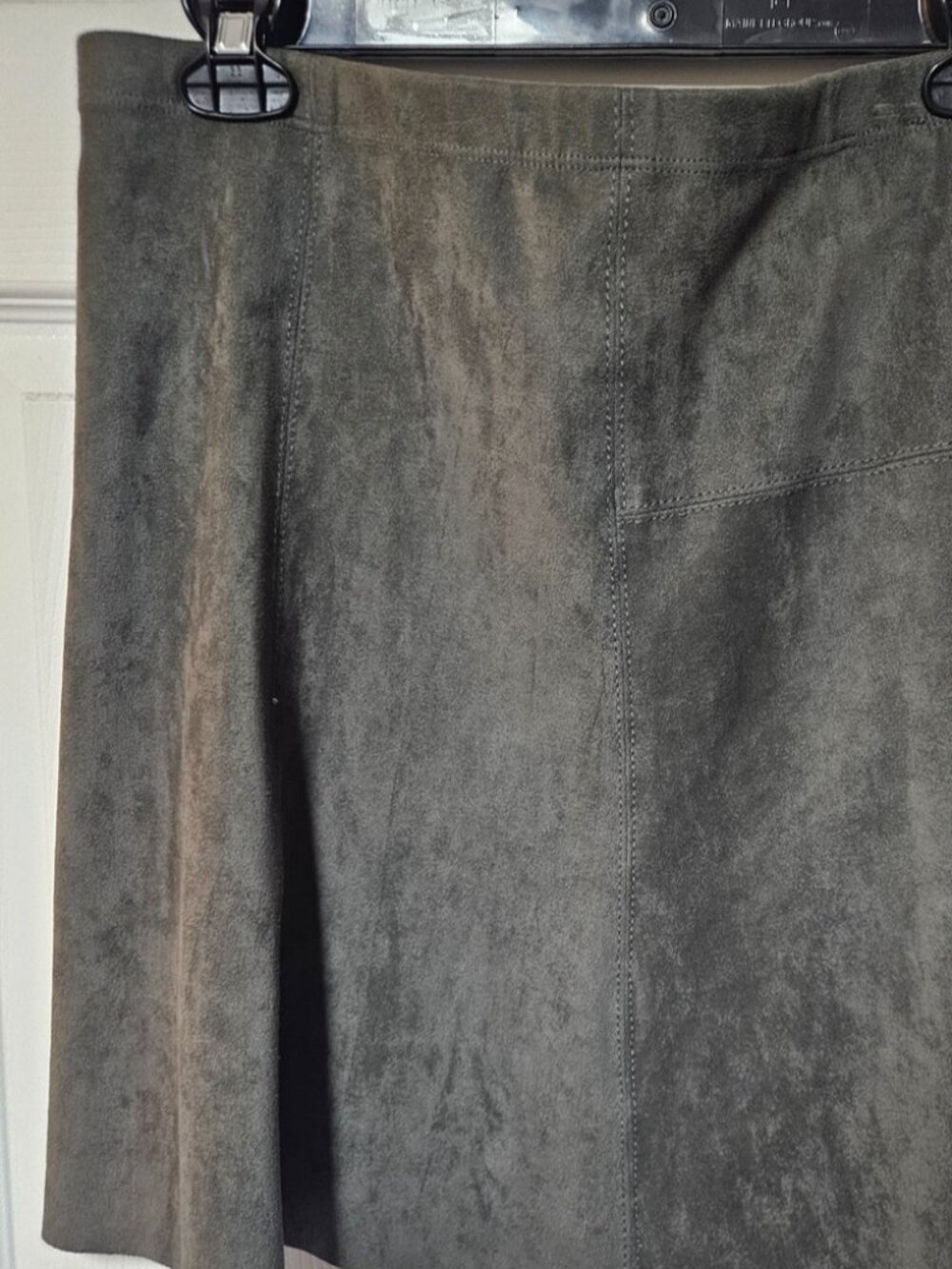 Suede-Look A-Line Skirt🍓 - Picture 2 of 2